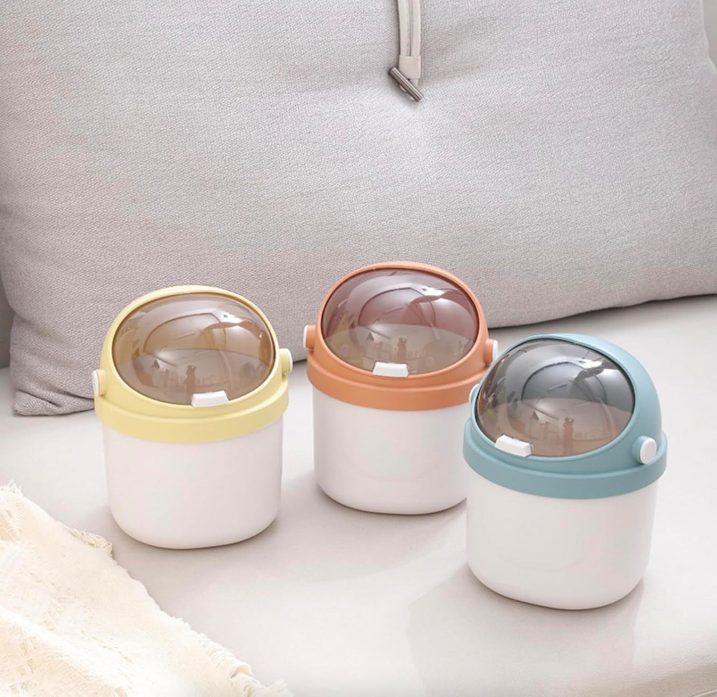 Mini Dust Bin Astronaut